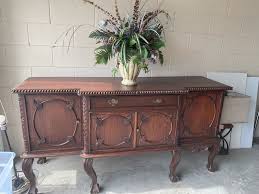 Refinish & Varnish Vintage Furniture