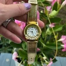 collezio | Accessories | Collezio Gold Quartz Watch Mother ...