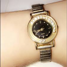 Avon | Jewelry | Vintage Avon Quartz Floating Diamond Watch ...