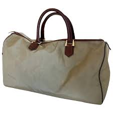 Dior Travel Bag: Elegant Weekender