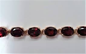 14K Yellow Gold Garnet Bracelet 001-240-00194 | Chipper's Jewelry | Bonney Lake, WA