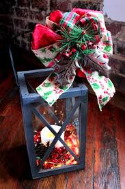 DIY Christmas Lantern Tutorial - How to Decorate a Christmas ...