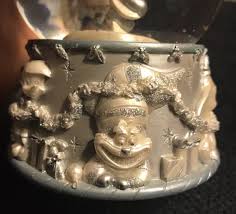 Disney Mickey And Minnie Mouse Skating Snow Globe - White ...