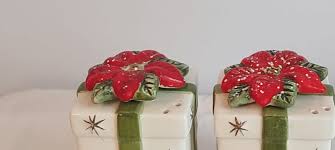 Home Salt & Pepper Shakers Gift Present Poinsettia Christmas Porcelain Set | eBay