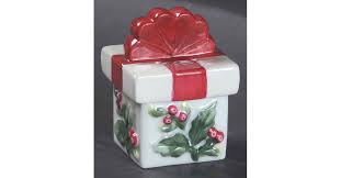 Winterberry Individual Figural Salt & Pepper Set by Pfaltzgraff | Replacements, Ltd.