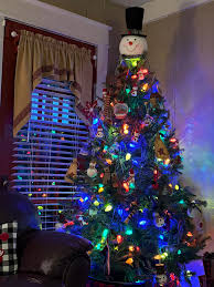 Here's a picture of Nana and Pap's tree for 2023. Pap always ...