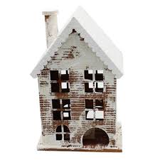 Wooden Ginerbread House – Griffin Home Decor