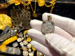 ROMAN EMPIRE EMERALD FABI 126BC BEZEL PIRATE GOLD COINS ...