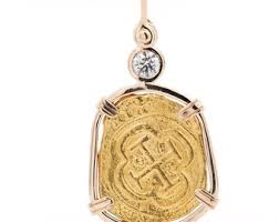 Vintage Escudo "doubloon" 22k Replica Coin & Lab Grown ...