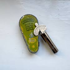 Antique Chromatic Variable Pitch Pipe | Tuning Key | Original Tin Case | Made in Czechoslovakia - Etsy India