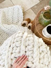 Chunky Cabin Throw Crochet Pattern | MJ's Off The Hook Designs