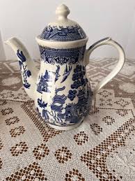 Churchill England Blue Willow Chocolate Pot Blue Willow Coffee Pot Blue Willow Teapot Churchill England Blue and White China - Etsy