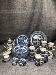Blue Willow Churchill Dinner, Saucer, Mugs, Tea Pot, Gravy ...