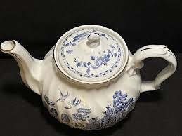 Robinson Design Group Blue Willow Gold Trim Japanese Teapot ...