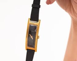 Dulux Vintage Swiss Square Mechanical Women's Watch ...