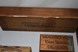 Lot - Antique and Vintage Cigar Boxes