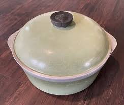 Vintage Club Avocado Green Dutch Oven Stock Pot 4 Quart with ...