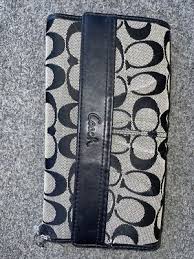 Coach Signature Black and Light Gray Wallet [Pre-Owned] | eBay