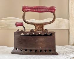 Vintage Coal Iron by Imperial, Made in Portugal, Heavyweight Iron With Wooden Handle, Vintage Antique Home Decor - Etsy
