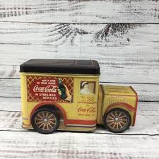 Vintage Hagen Renaker Inch Worm Caterpillar in Bonnet Miniature Figurine | EstateSales.org