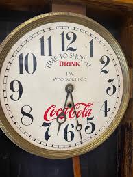 Sold at Auction: 2570, ORIGINAL GILBERT OAK COCA-COLA ADVERTISING CLOCK