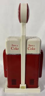 COCA COLA VENDING MACHINE Salt and Pepper Shaker Set W/ Base ...