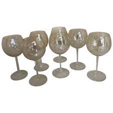 Set of Seven Amber Etched Safari Balloon Wine Glasses. For Sale at Ruby Lane