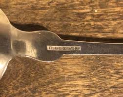 LIVRAISON GRATUITE-B. Dexter Pure Coin-9 " -Cuillère de service - Etsy Canada