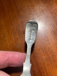 What can you tell me about this little spoon? : r/Hallmarks