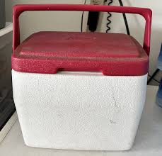 Coleman Cooler MILLIONAIRE$ Personal 8 Travel 5272 Red White ...