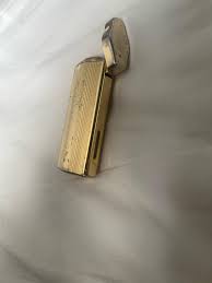 Help me ID this lighter : r/lighters