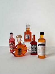 Set of 5 Miniature Drink Bottles for Dollhouse DIY | 1:12 ...