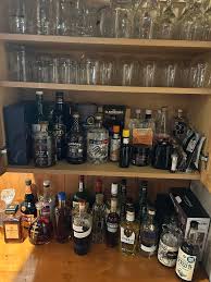 Adding a second cabinet for bottles and glassware?