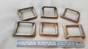 A very rare lot of 17/18 hundreds bronze buckles. A must ...