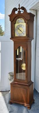 Vintage Colonial of Zeeland Traditional Style Mahogany ...