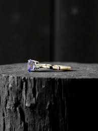 Certified Kyoto Oval Shaped 1.17 cts. No Heat Natural Blue ...