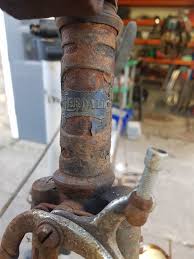 does anyone recognise this manufacturer? the internet only ...