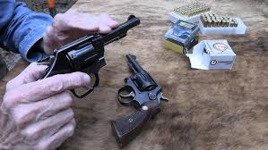 S&W Model 10 Classic No-lock .38 Special - YouTube