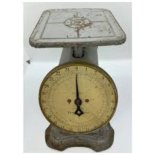 Rare! Family Scale - Universal - 24 Pounds by Ounces. For Sale at Ruby Lane