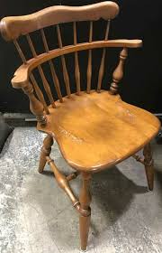 antique low back Windsor arm chair – 86 Vintage