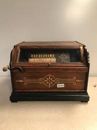 Sold at Auction: Concert Roller Organ with 6" Cobb