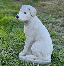Concrete Labrador Retriever dog figure Realistic Labrador ...