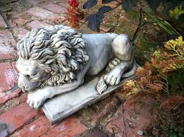 PAIR) OF DETAILED CONCRETE GARDEN LIONS,PILLAR TOPS GATE ...