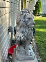 Lion Statue for Sale in Oak Lawn, IL - OfferUp