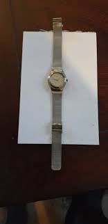 Changer Pile Swatch Irony MONTRE SWATCH IRONY Pour Femme ...