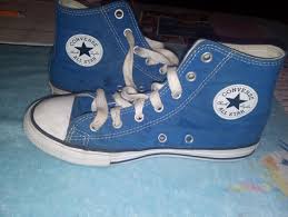 Converse girls sneakers size 3 | Mercari