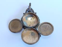 ANTIQUE Ornate Engraved Brass Black Glass Pearl Multiframe ...