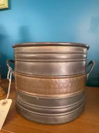 Vintage, brass plant/flower pot with handles – Jackson Square