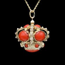 Vintage Etruscan Revival 18k Yellow Gold Red Coral Charm ...