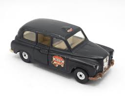 Vintage British Cab Detailed Metal Miniature Austin London ...